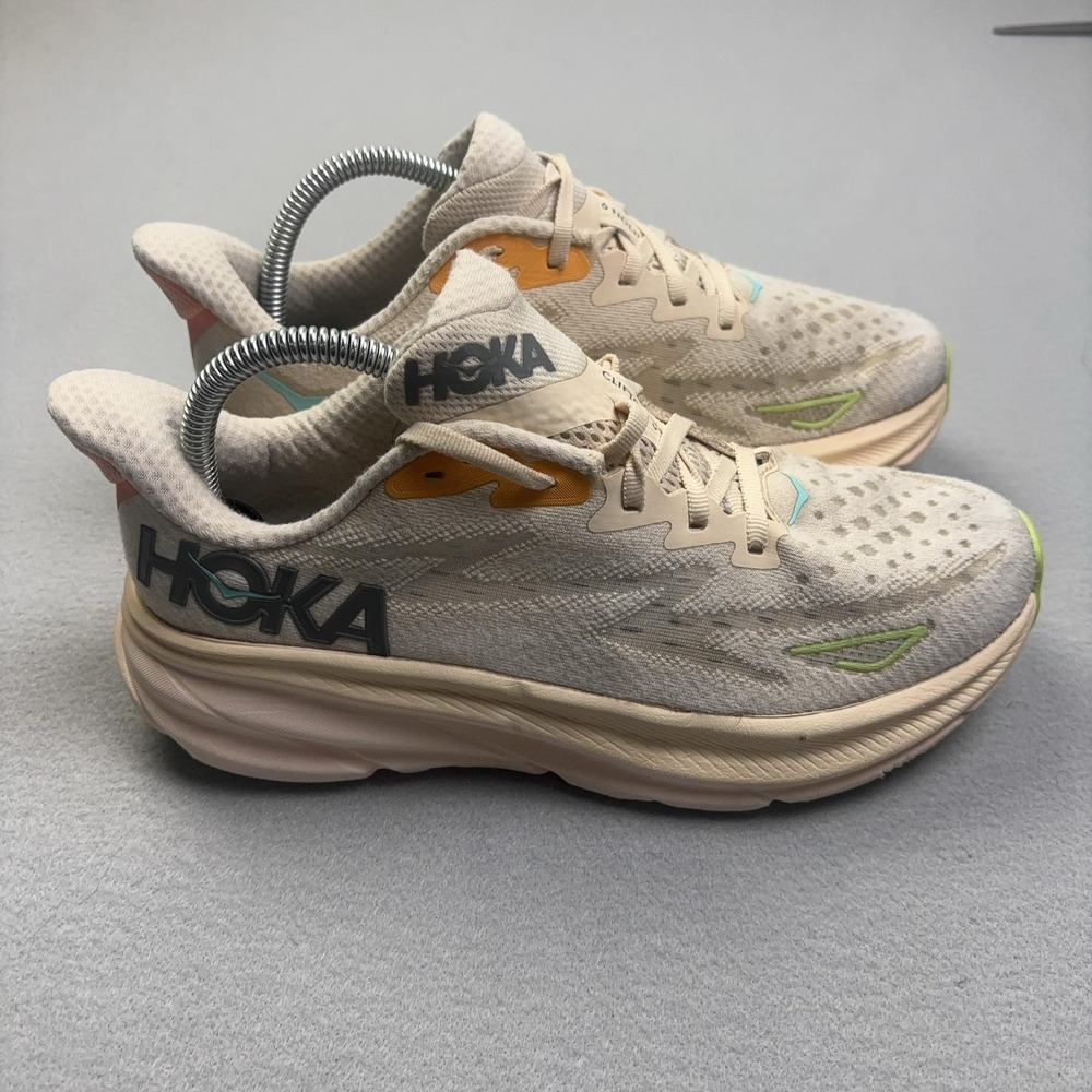 Hoka One One Clifton 9 Shoes Womens Size 8 Beige Running Sneakers Mesh Athletic
